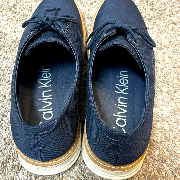 Calvin Klein Men's Navy Lace- up Shoes - Picture 2 of 3